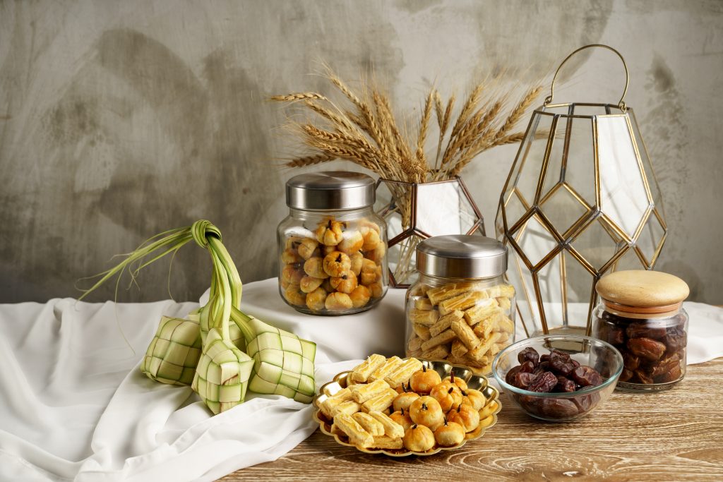 ketupat-snacks-eid-mubarak-1024x683