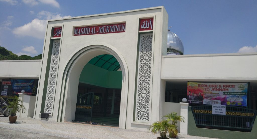 361000170 RMerouhcc7ZYjXx9sK5VWrq0ad1LQsr0P nIlXJiR50