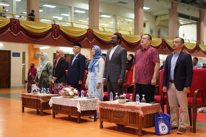 329739761 747531759910048 91641675124 min