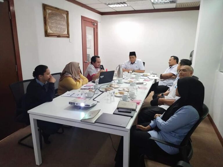 329131495 93065605795927