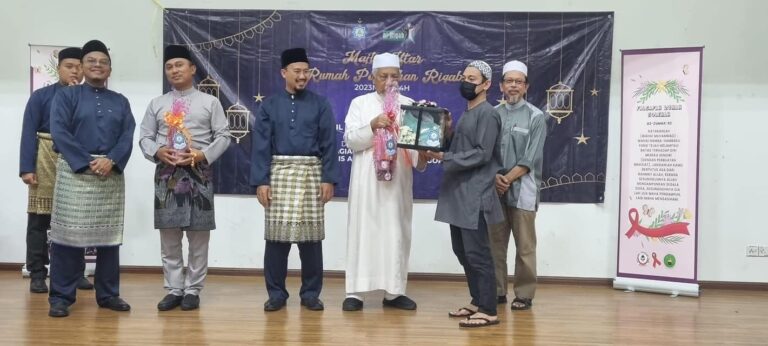 339972689 520606876936114 3632710453481310935 min