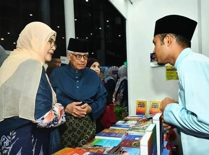 354992753 643979110980625 7834694 min