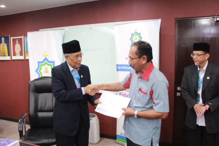 361615013 664056662306203 3471162816 2