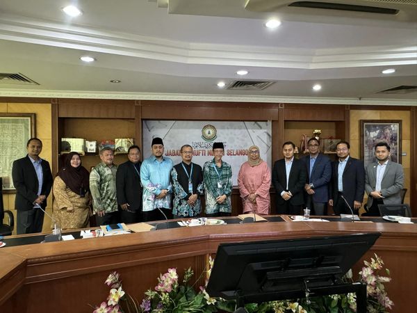 426545900 769512375093964 1702272425248728785 n