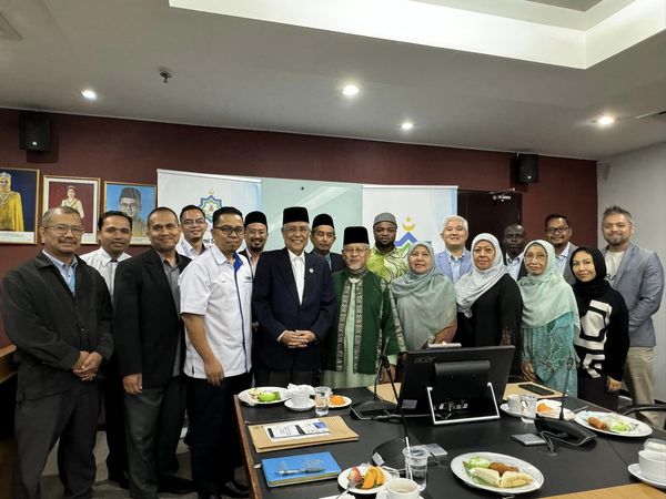 429941939_780099884035213_2470195976001423879_n