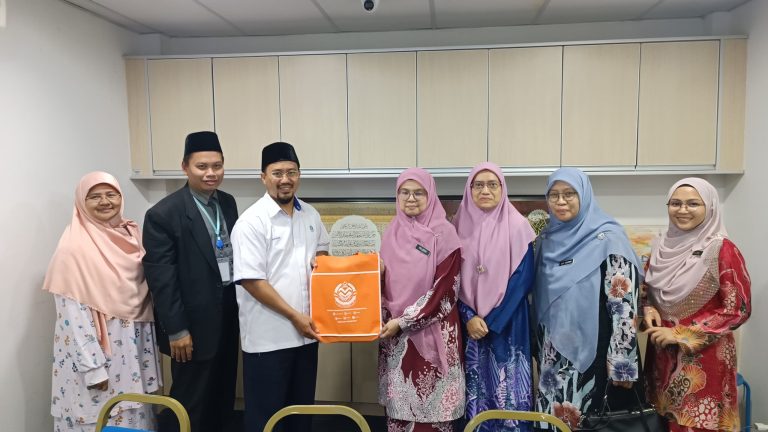 4db5bc79 b066 4e0b bb32 37eefbc0ce54