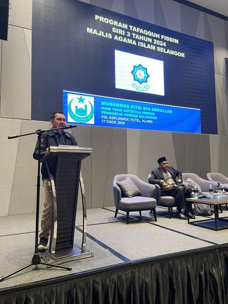 455973281 883376250374242 3487168883579690185 n