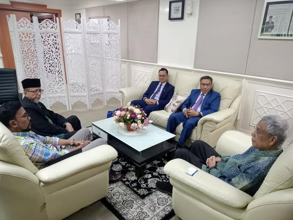 473795121 987651193280080 2449513984877499493 n